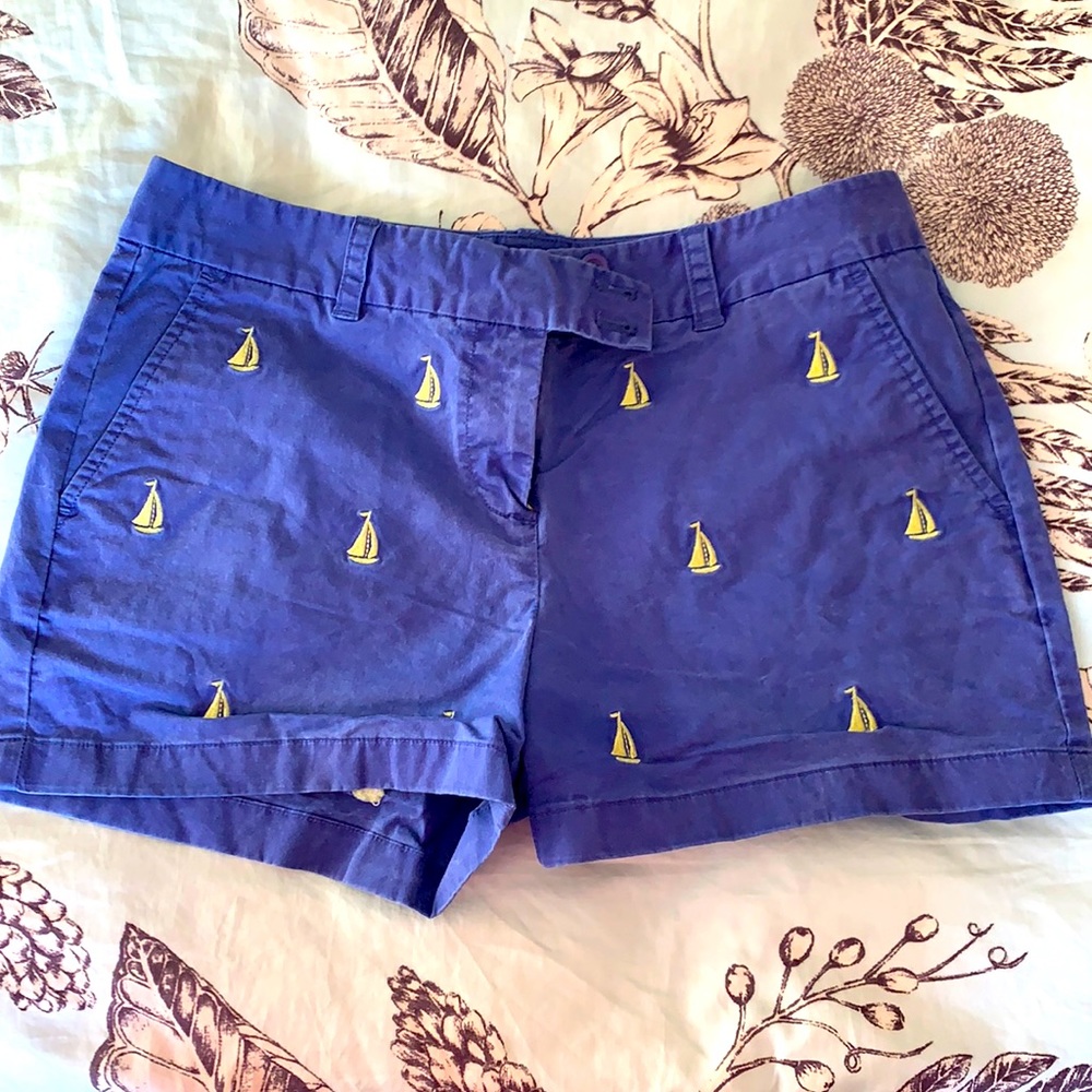 Vineyard Vines Sailboat Shorts. Size 8.